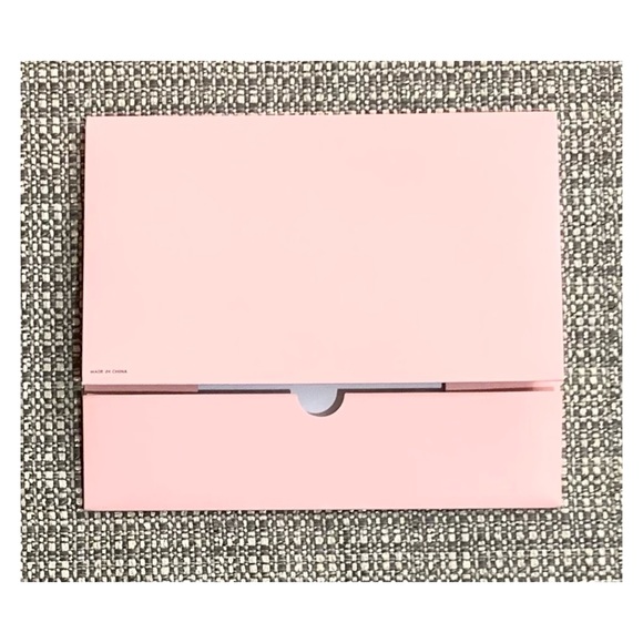 NEW KATE SPADE ♠️ Paper Bag/ Fold Over Gift Box/2 Tissues & Sticker Gifting Set - Picture 4 of 4